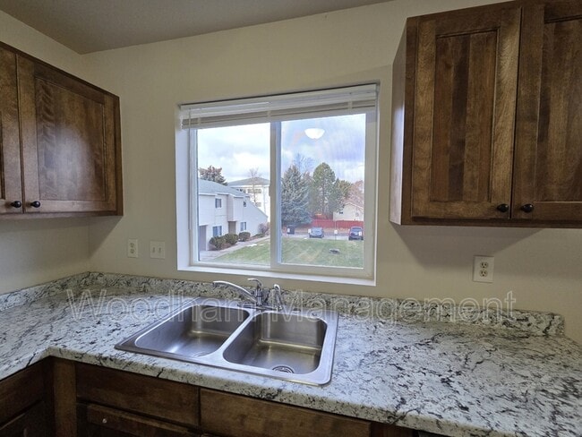 Building Photo - 1759 W Kagy Blvd