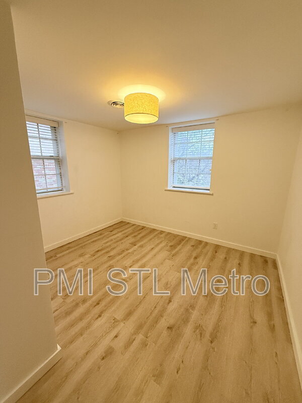 Building Photo - 7301 Tulane Ave