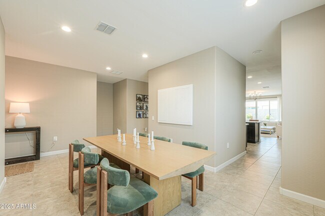 Building Photo - 37903 W San Clemente St