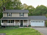 Building Photo - 454 Widewater Rd
