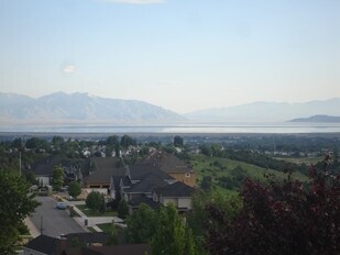 Building Photo - Utah House