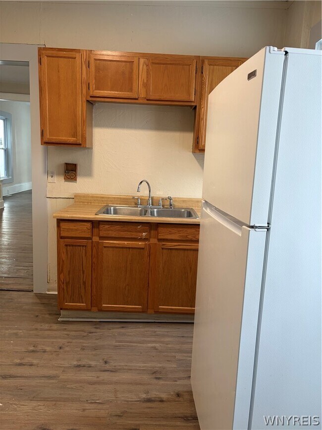 Building Photo - 74 Genesee St