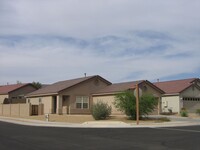 Building Photo - Gorgeous NW 3Bed & 2Bath Home in Rancho Vi...