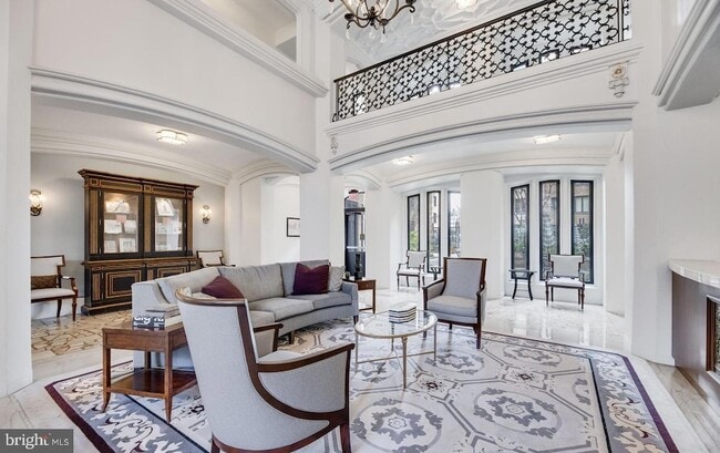 Building Photo - 1701 16th St NW