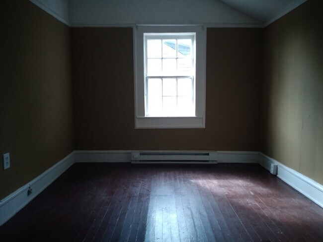 Building Photo - 2 Bedroom in Greenville