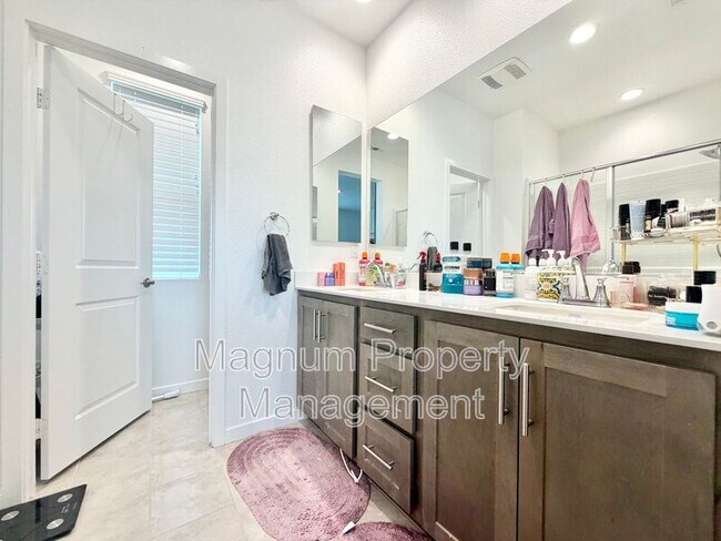 Building Photo - 32730 Brunello Wy