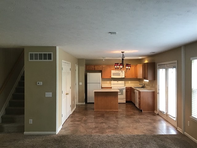 Building Photo - 5837 Columbia Cir