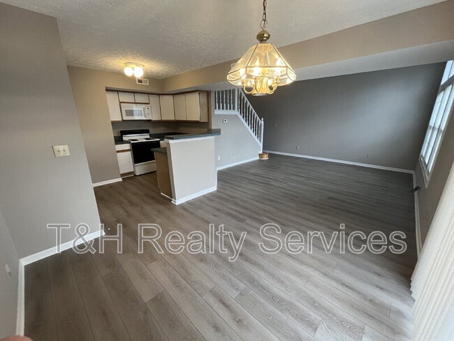 Building Photo - 1552 Brookfield Cir