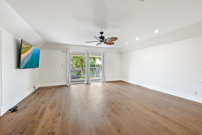 Building Photo - 14354 Cypress Island Cir