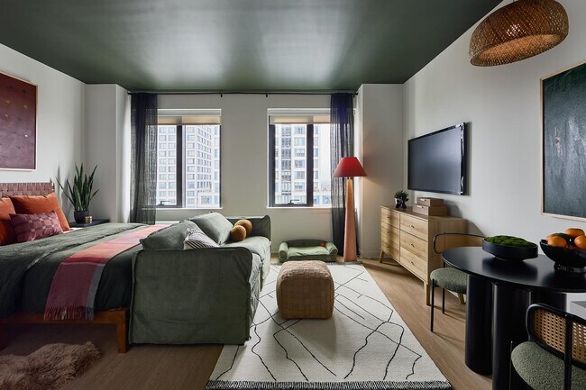 Building Photo - 505 Summit Ave