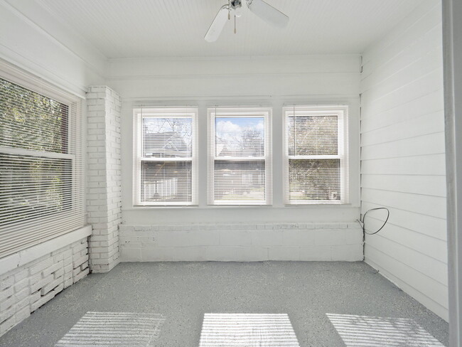 Sun Room - 810 Monroe Dr NE