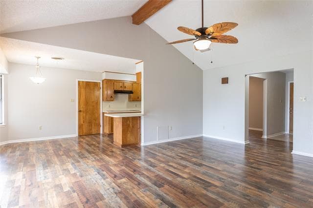 Building Photo - 3826 Crest Way