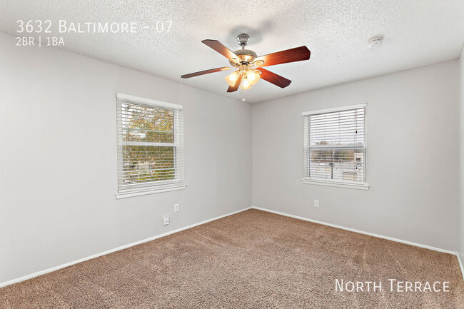 Building Photo - ?? Modern 2BR Near Westport with a Chill B...