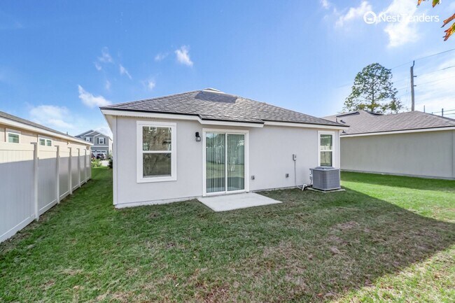 Building Photo - Like New Three Bedroom Home in Yulee's Nassau Crossing!