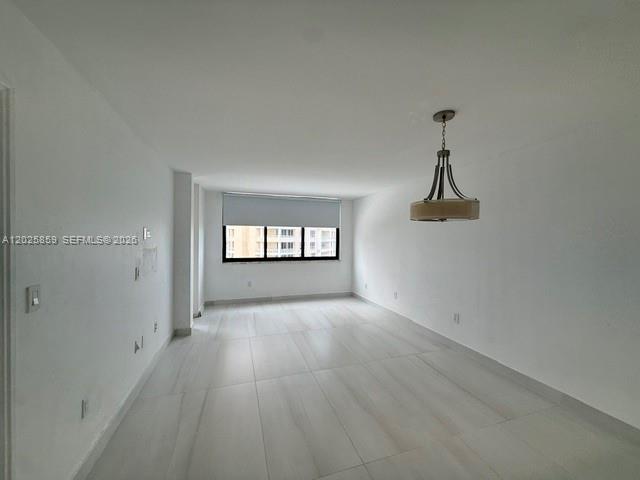 Building Photo - 540 Brickell Key Dr