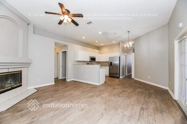 Building Photo - 4591 Misty Dawn Ct N