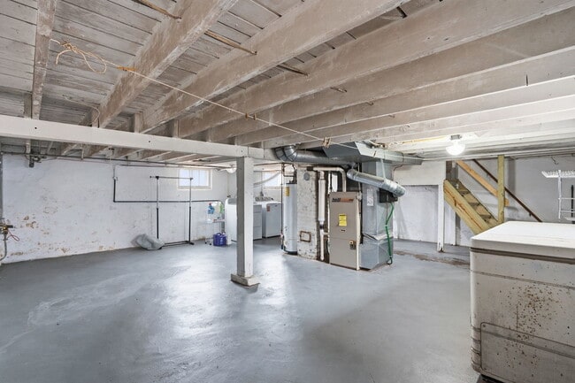 Building Photo - 4301 17th Ave