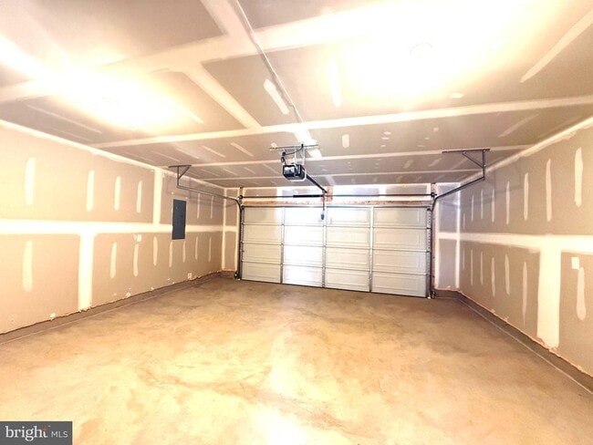 Building Photo - 345 Anconas Blvd