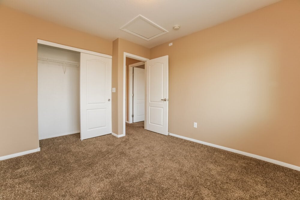 Building Photo - 408 Orchid Oasis Ave