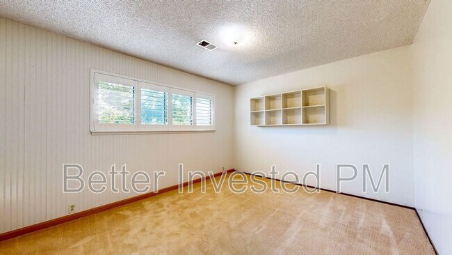 Building Photo - 2530 Brookhaven Dr