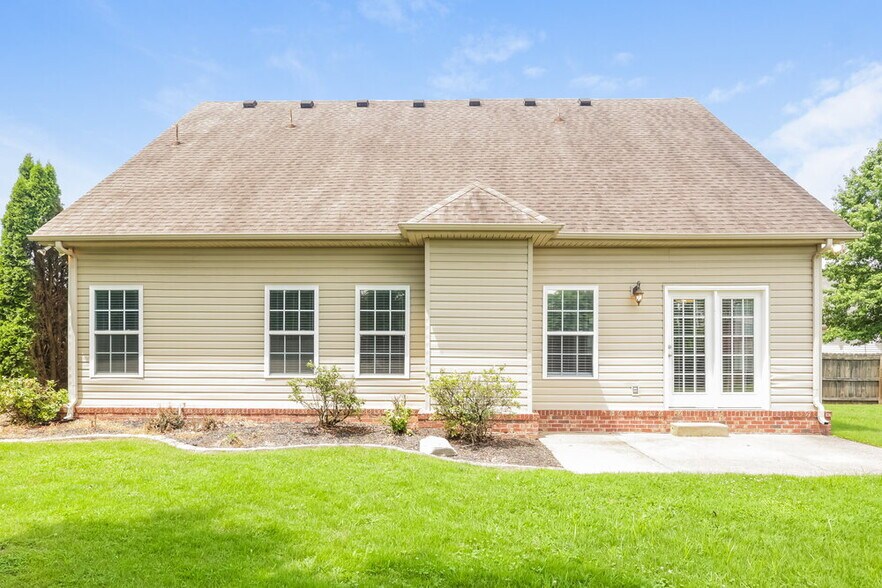 Building Photo - 114 Nick Price Dr