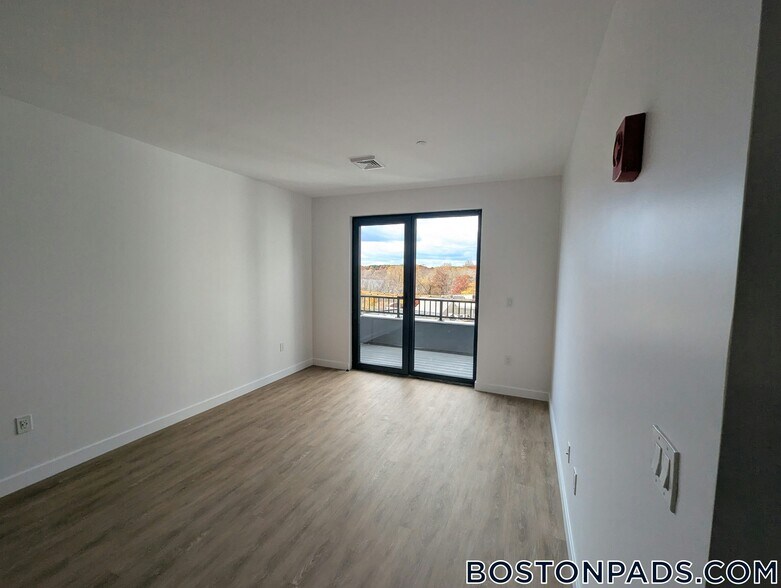 Building Photo - 199 Gardner St