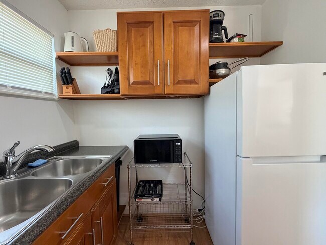 Building Photo - 536 NW 45th St