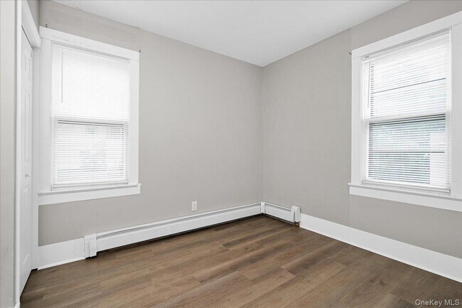 Building Photo - 453 NY-17M