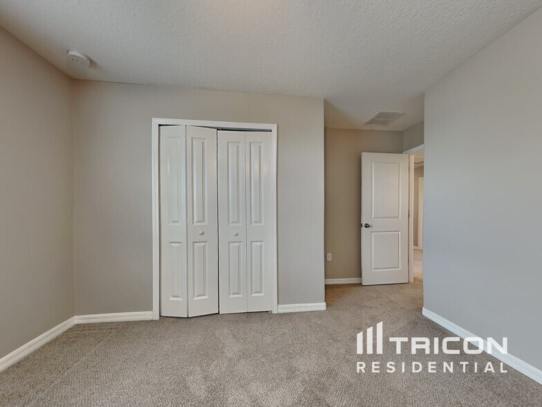 Building Photo - 6804 Trent Creek Dr