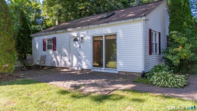 Building Photo - 57 Knollcrest Rd