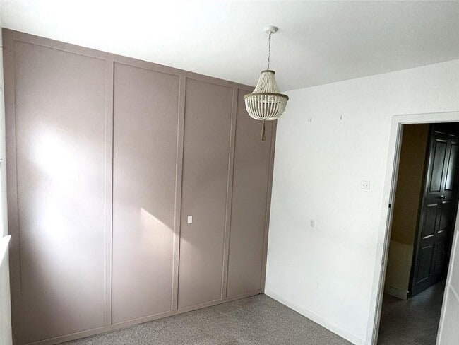 Building Photo - 3796 Oxford Cir