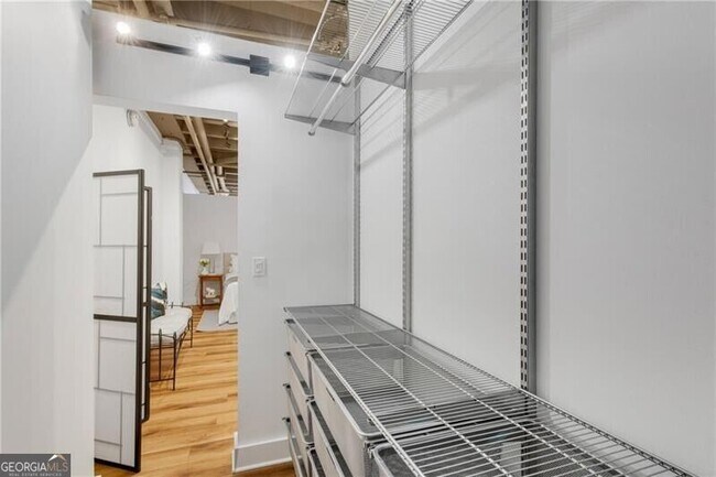 Building Photo - 805 Peachtree St NE
