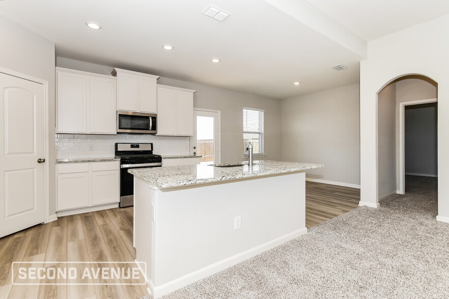 Building Photo - 2005 Erlinda Dr