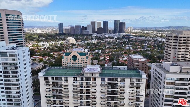Building Photo - 10535 Wilshire Blvd