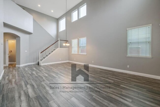 Building Photo - 3169 Brickfield Ave