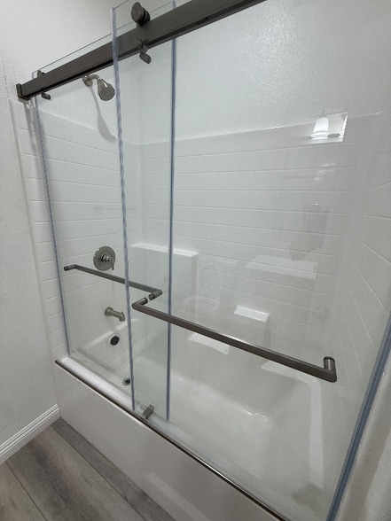 Building Photo - 7398 N Maple Ave