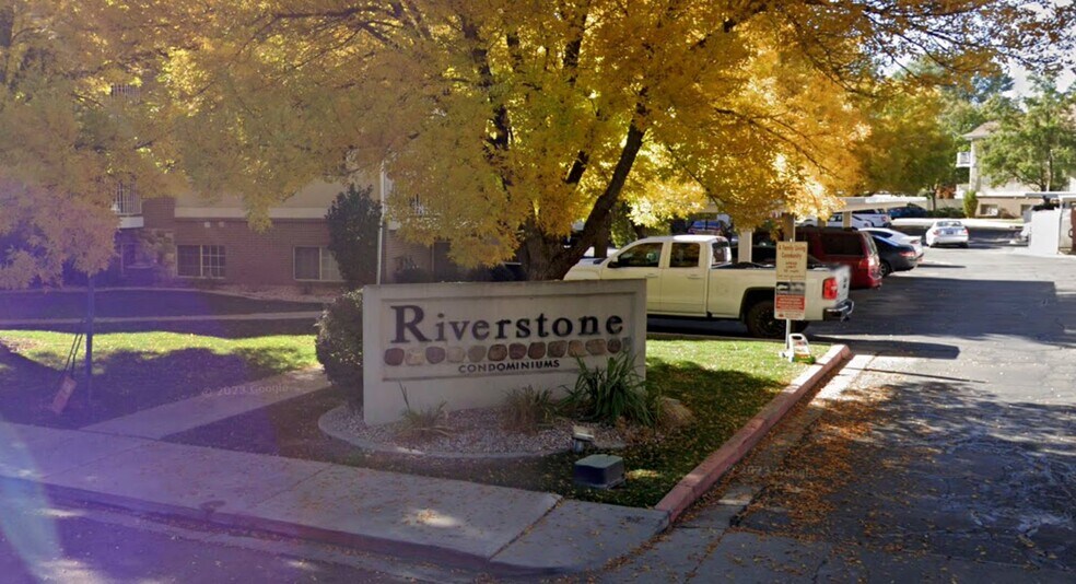 Building Photo - 1303 Riverside Ave