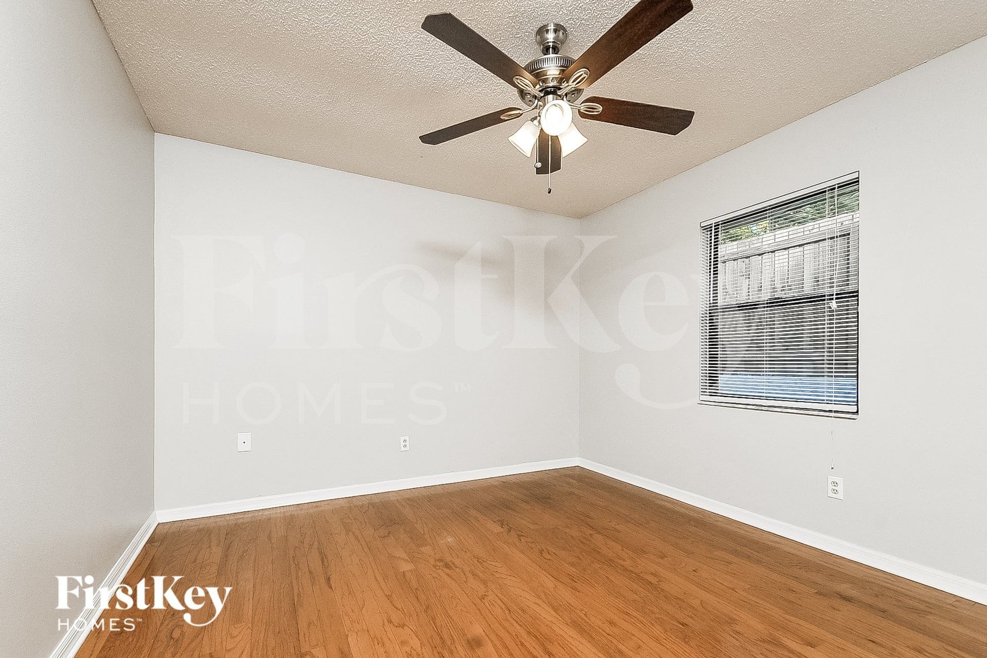 Building Photo - 2720 Briarpatch Dr