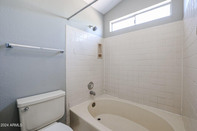 Building Photo - 9208 W Gary Rd