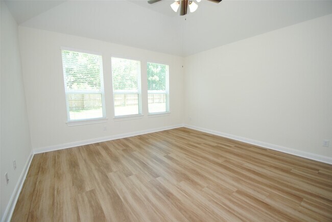Building Photo - 26806 Skylark Blf Trl