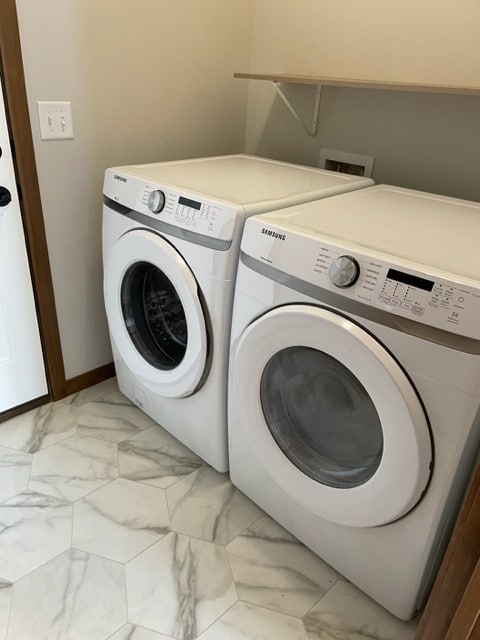 Washer & Dryer In Unit - 6142 S Alki Pl