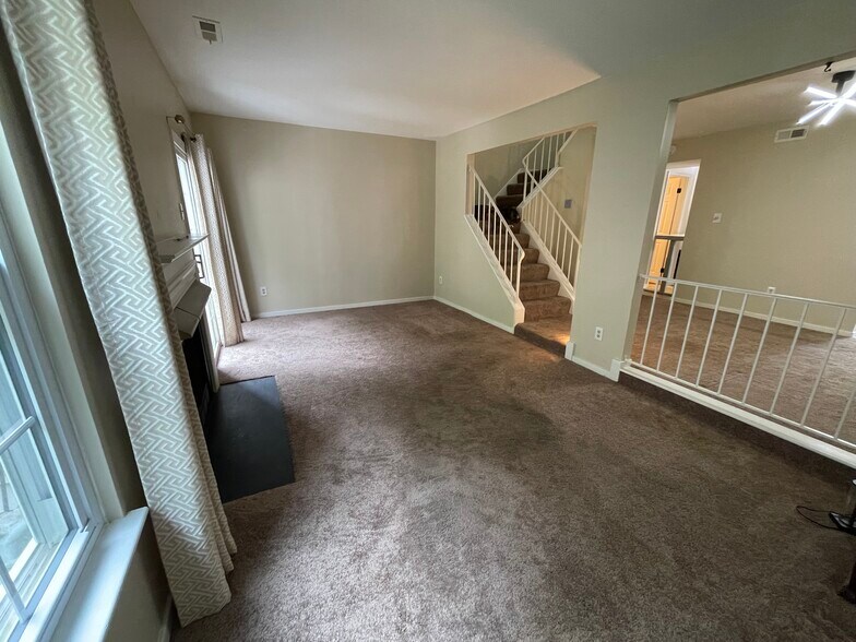 Building Photo - 11667 Timberly Waye