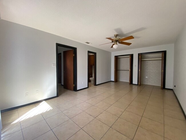 Building Photo - Beautiful 3bed/ 2bath home in Mcallen area