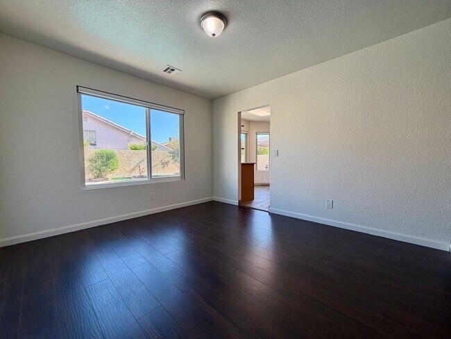 Building Photo - 1538 Roughrider Cir
