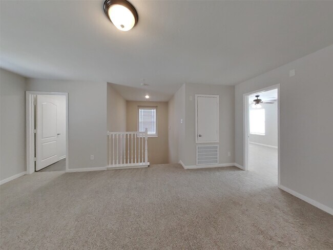 Building Photo - 7914 Moss Springs Ct