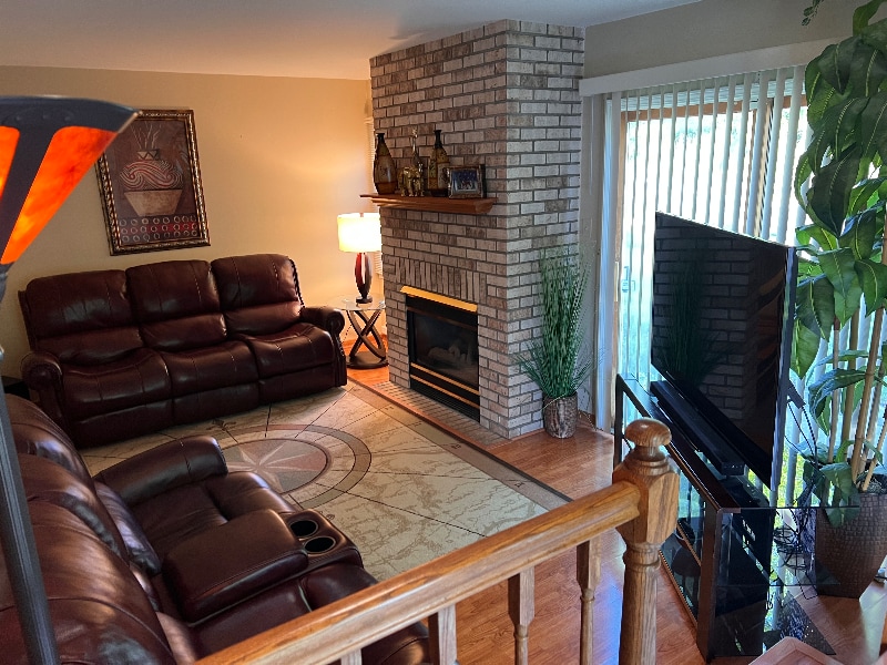 Building Photo - 2694 College Hill Cir