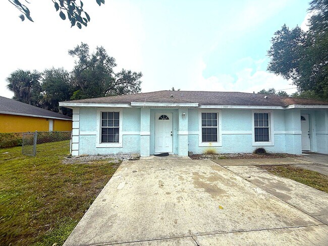 Primary Photo - 3120 Economy St