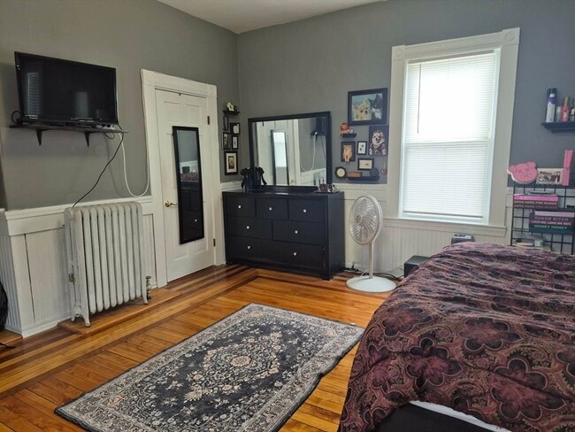 Building Photo - 445 Beech St