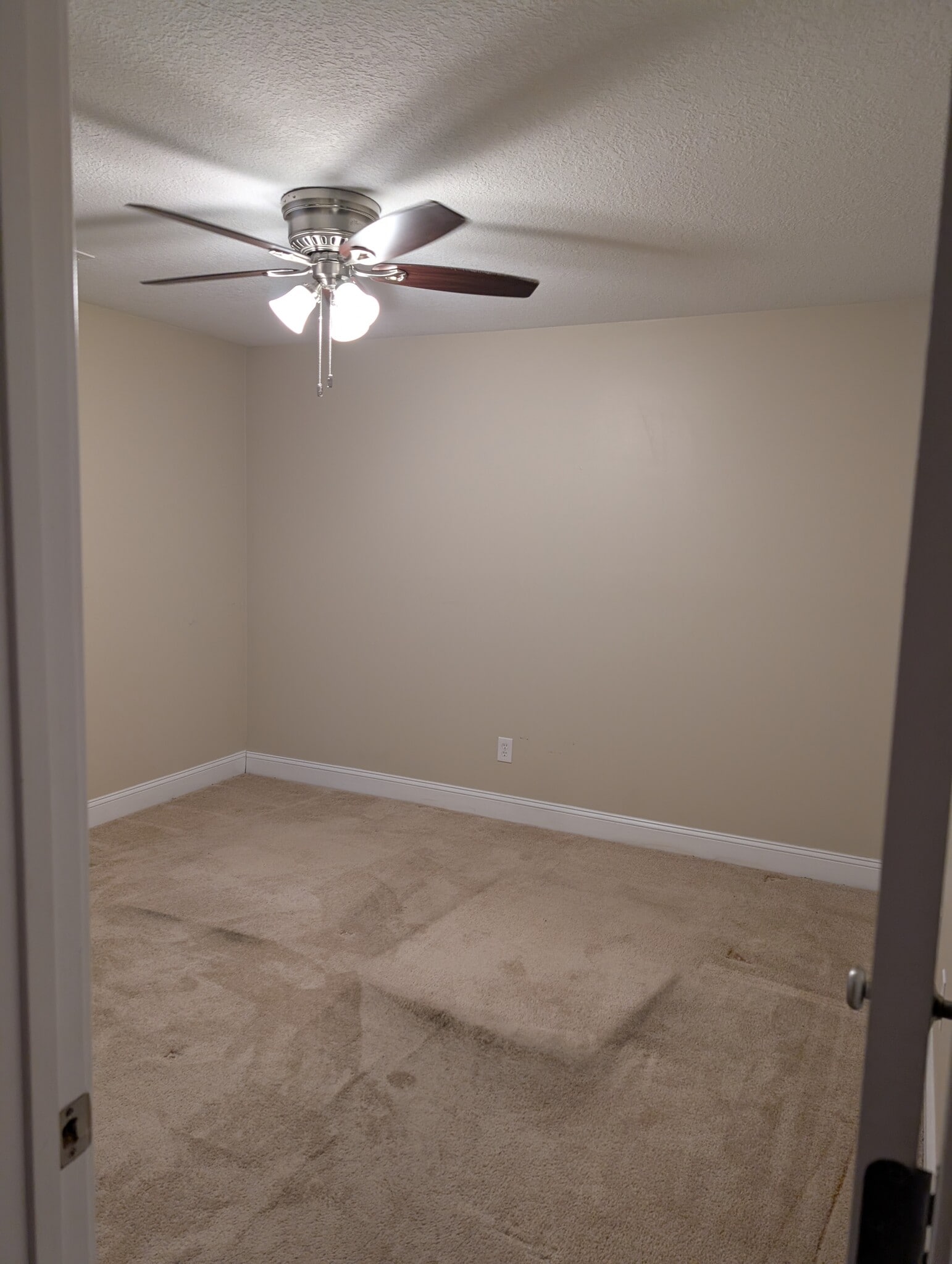 2nd bedroom - 4327 NW 53rd Ter