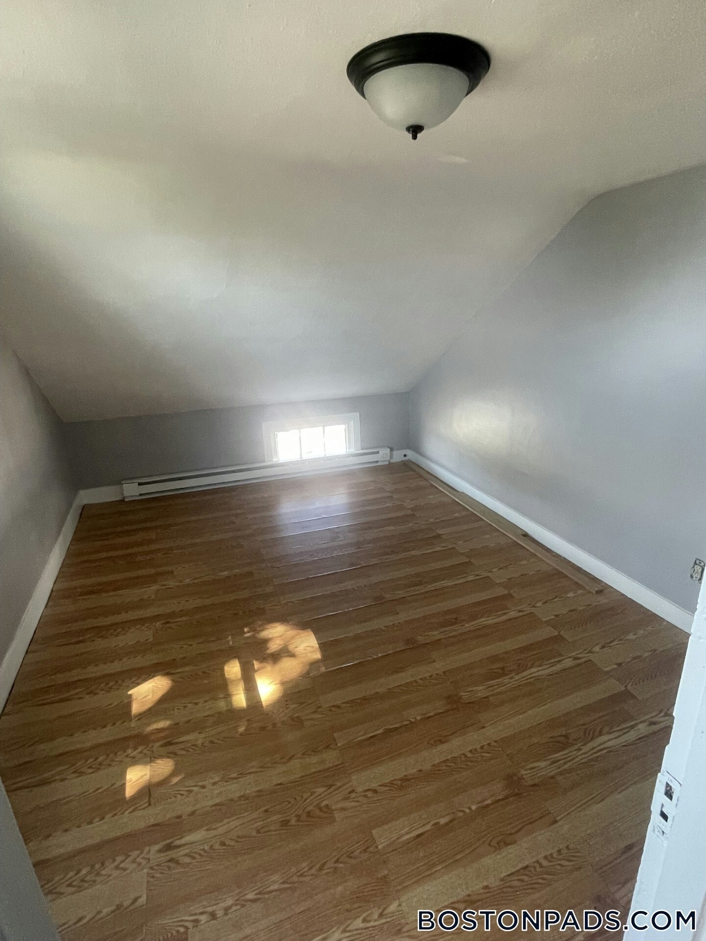 Building Photo - 610 Durfee St